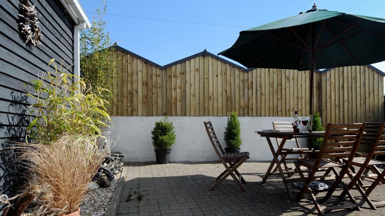 Villa Yonder View Lyme Regis Exterior foto